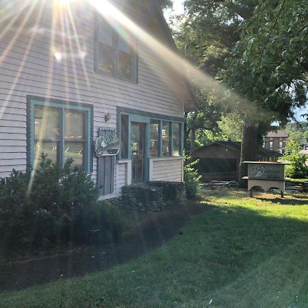 Smokies Bed And Breakfast - Evergreen Cottage Inn Pigeon Forge Eksteriør bilde
