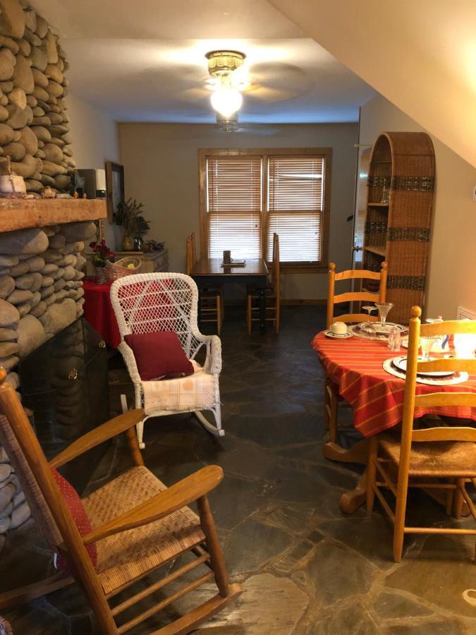 Smokies Bed And Breakfast - Evergreen Cottage Inn Pigeon Forge Eksteriør bilde