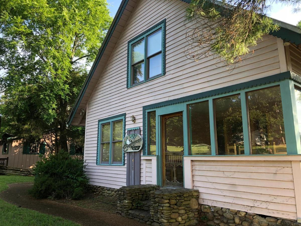 Smokies Bed And Breakfast - Evergreen Cottage Inn Pigeon Forge Eksteriør bilde