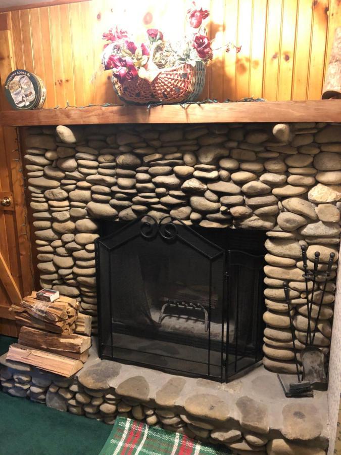 Smokies Bed And Breakfast - Evergreen Cottage Inn Pigeon Forge Eksteriør bilde