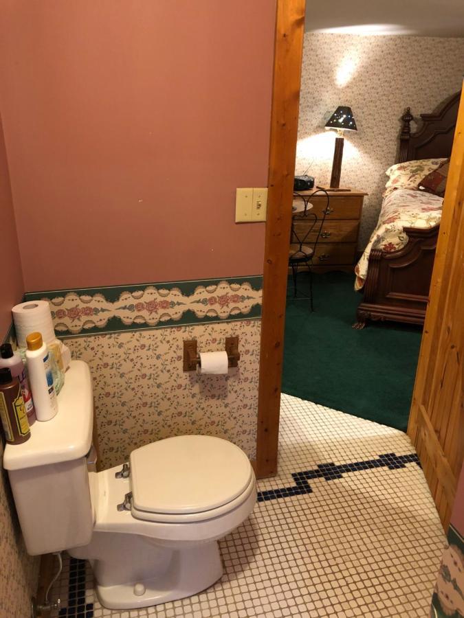 Smokies Bed And Breakfast - Evergreen Cottage Inn Pigeon Forge Eksteriør bilde