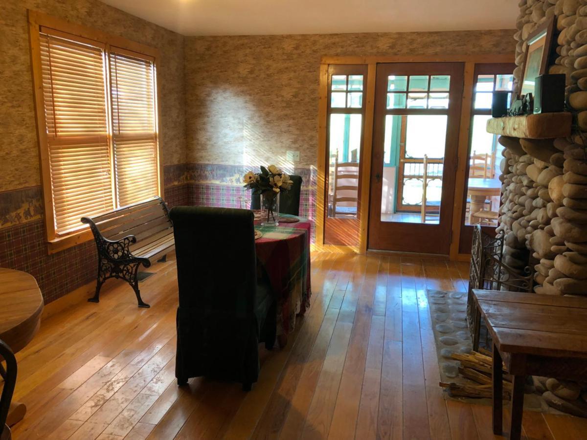 Smokies Bed And Breakfast - Evergreen Cottage Inn Pigeon Forge Eksteriør bilde